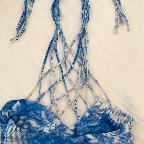 Adorable Mikoh bikini top - Picture 2 of 4